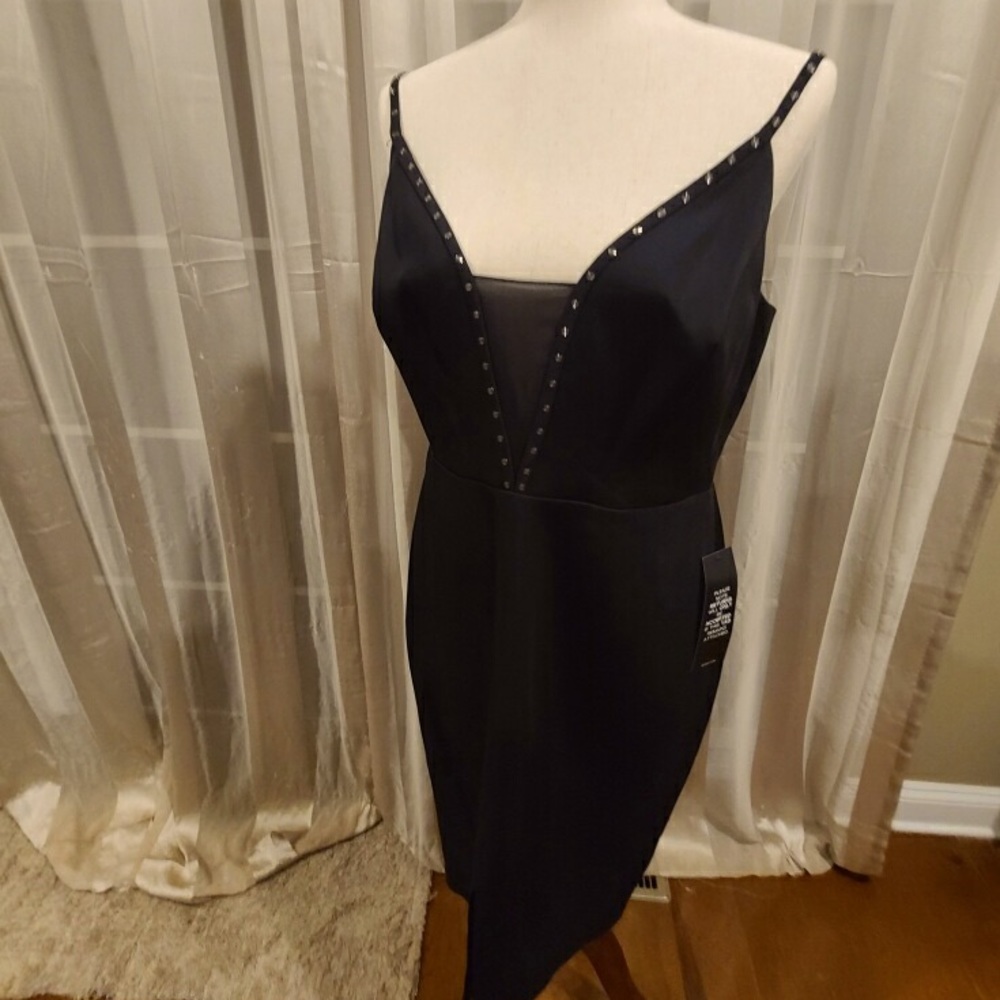 BCBG MIRANDA  DRESS